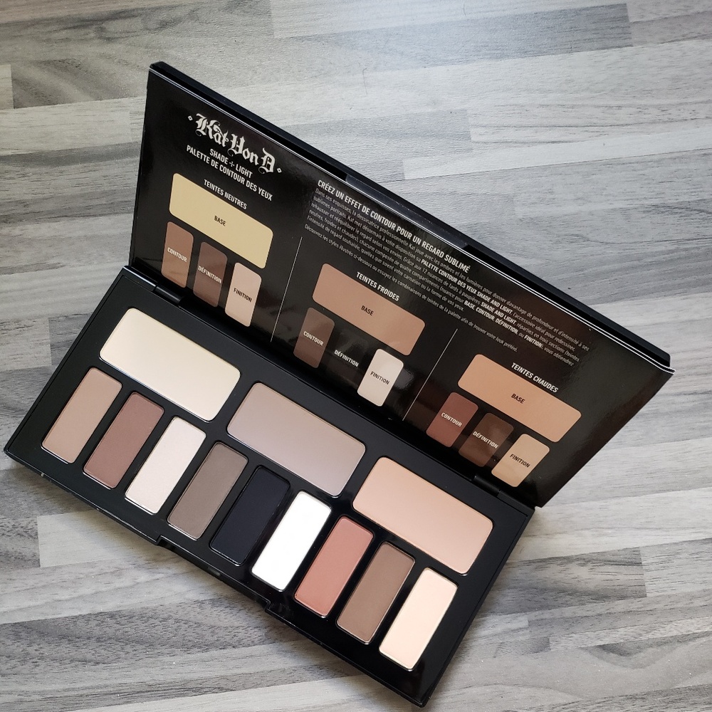 NIB - Kat Von D -Shade + Light Eye Contour Palette